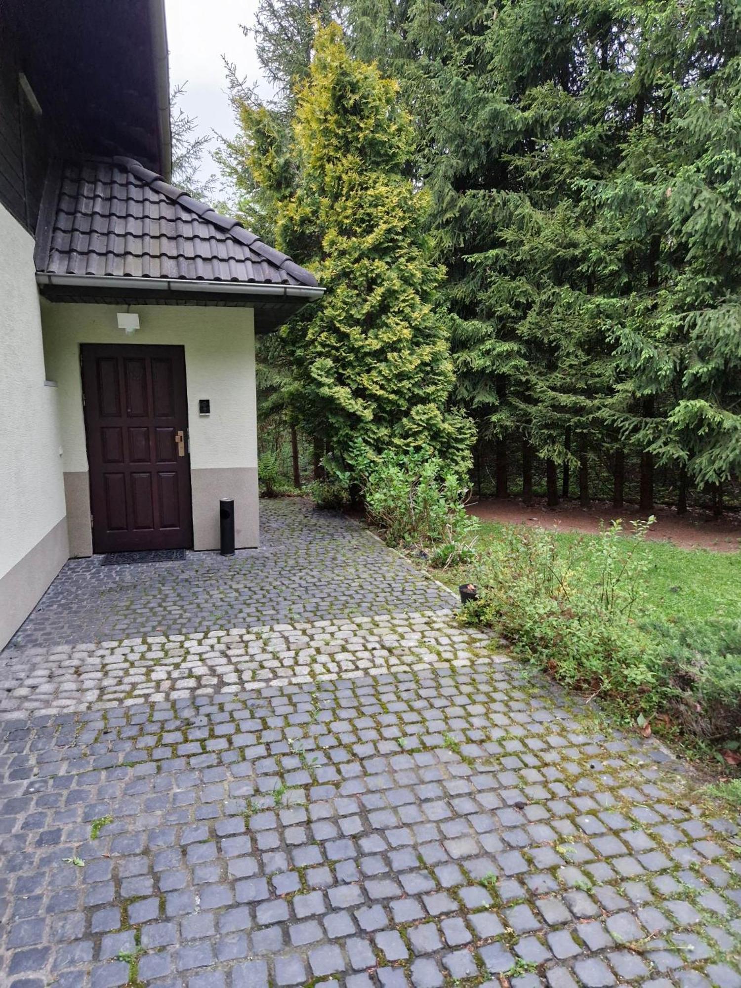 Villa Falsztyn Holiday Home المظهر الخارجي الصورة