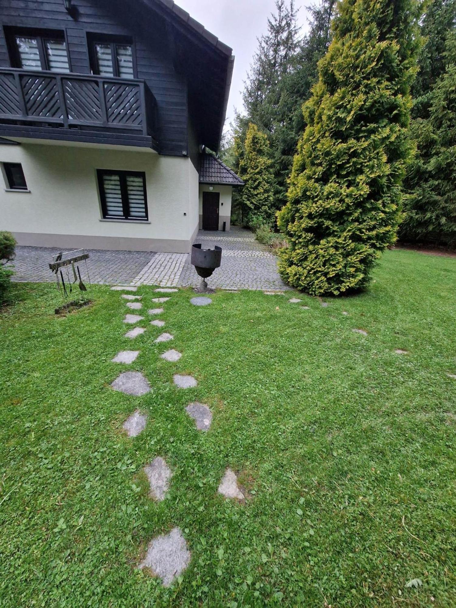 Villa Falsztyn Holiday Home المظهر الخارجي الصورة