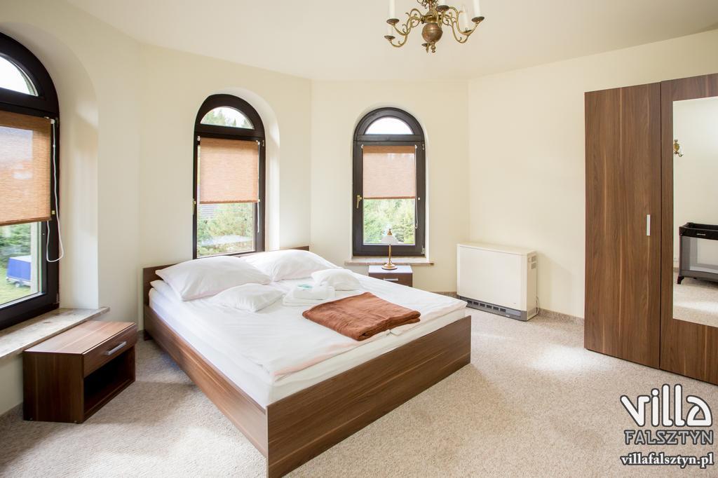 Villa Falsztyn Holiday Home المظهر الخارجي الصورة